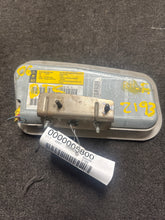 Load image into Gallery viewer, 2006-2011 CADILLAC DTS FRONT RIGHT PASSENGER SEAT AIRBAG (RH) (P)