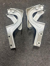 Load image into Gallery viewer, 2015-2022 DODGE RAM PROMASTER CITY HOOD HINGES RIGHT & LEFT (P)