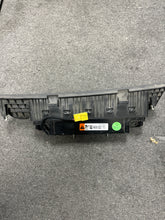 Load image into Gallery viewer, 2011-2016 CHEVROLET CRUZE RIGHT PASSENGER KNEE AIRBAG (RH) (P) PN: 95483377