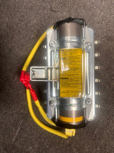 Load image into Gallery viewer, 2005-2008 PONTIAC VIBE PASSENGER DASH AIRBAG (RH) (P)