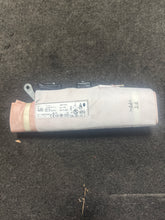 Load image into Gallery viewer, 2018- 2025 AUDI Q5 FRONT RIGHT PASSENGER SIDE SEAT AIRBAG (RH) (P)