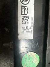 Load image into Gallery viewer, 2011-2016 CHEVROLET CRUZE RIGHT PASSENGER KNEE AIRBAG (RH) (P) PN: 95218712