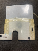 Load image into Gallery viewer, 2009-2013  SILVERADO SIERRA TAHOE YUKON RIGHT SEAT PRESSURE PAD SENSOR (P) PN: 20793051