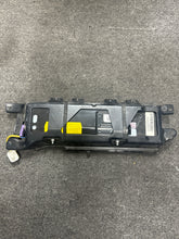 Load image into Gallery viewer, 2013-2017 AUDI S5 A5 QUATTRO PASSENGER KNEE AIRBAG (RH) (P)