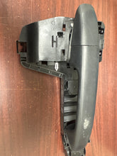 Load image into Gallery viewer, 2018 MERCEDES VITO W447 REAR DOOR HANDLE 4 DOOR (P)