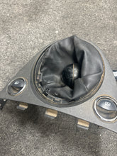 Load image into Gallery viewer, 2012-2015 FIAT 500 MANUAL TRANSMISSION GEAR SHIFT SHIFTER (P)