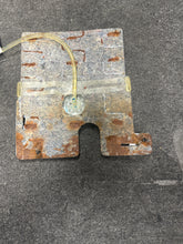 Load image into Gallery viewer, 2009-2013  SILVERADO SIERRA TAHOE YUKON RIGHT SEAT PRESSURE PAD SENSOR (P) PN: 20793051