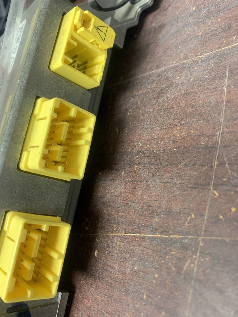 HONDA ELEMENT AIRBAG CONTROL MODULE P/N 77960SCVA911M1 (P) Airbag