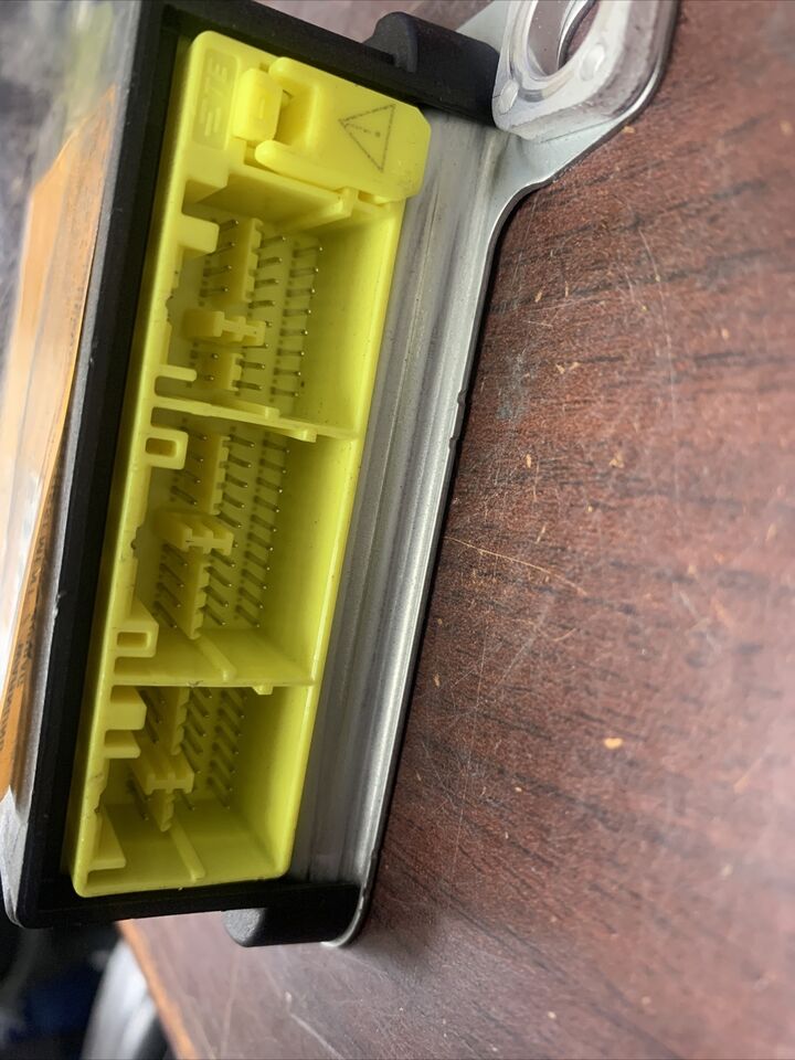 NISSAN FRONTIER AIRBAG CONTROL MODULE P/N 988209BP0A (P) Airbag