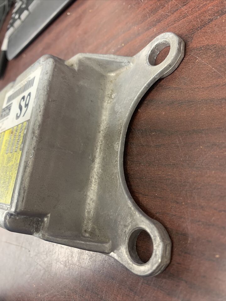 TOYOTA SIENNA AIRBAG CONTROL MODULE P/N 8917008120 (P) Airbag Master Tech