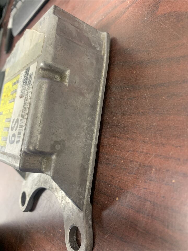 TOYOTA SIENNA AIRBAG CONTROL MODULE P/N 8917008120 (P) Airbag Master Tech