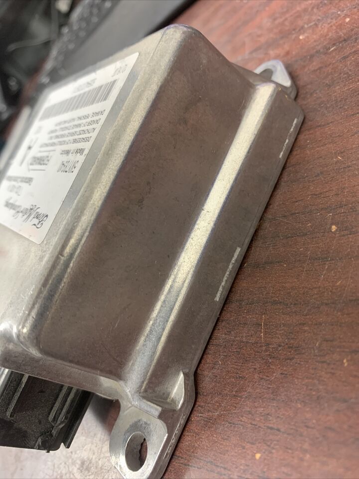 FORD F150, F250, F350, F450, & F550 AIRBAG CONTROL MODULE P/N 8C2414B