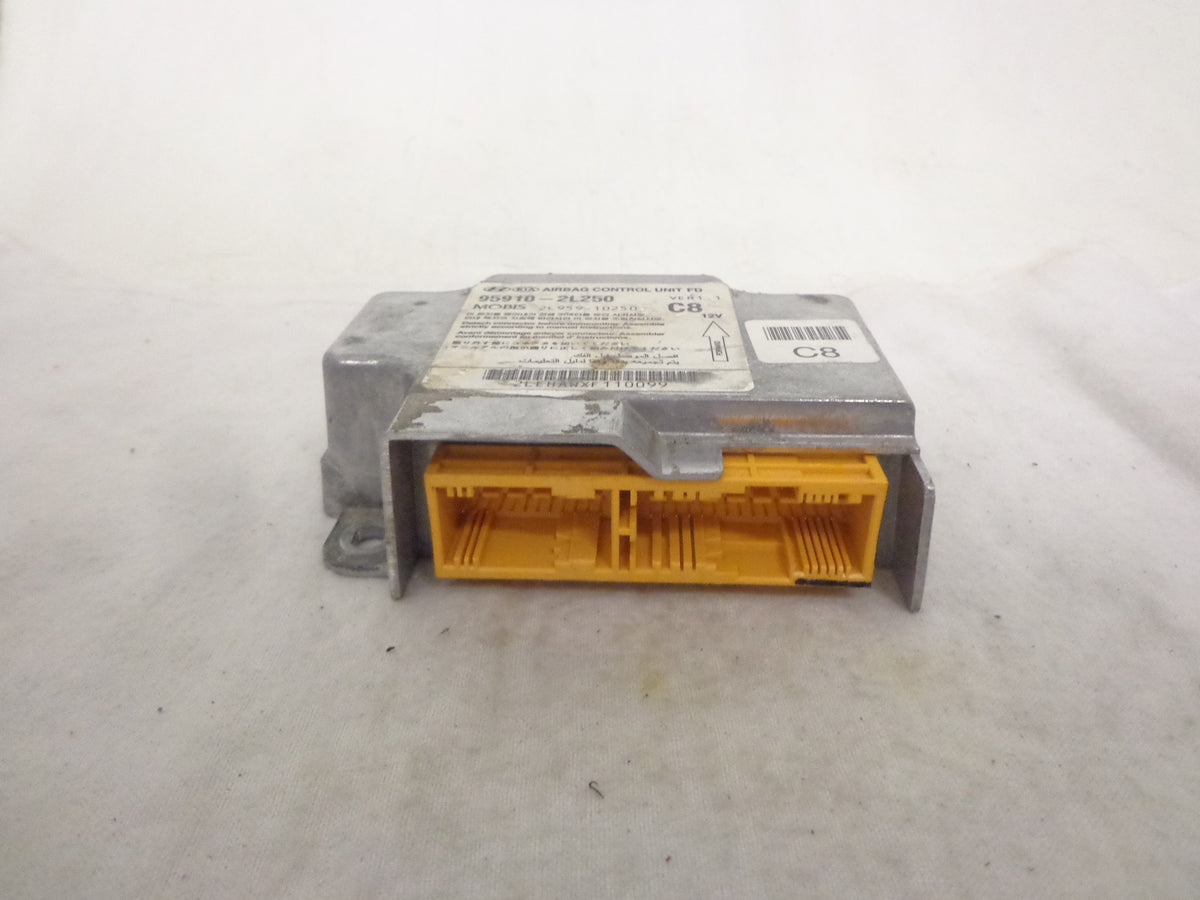 Hyundai Elantra Airbag Module P/N 959102L250 (P) Airbag Master Tech