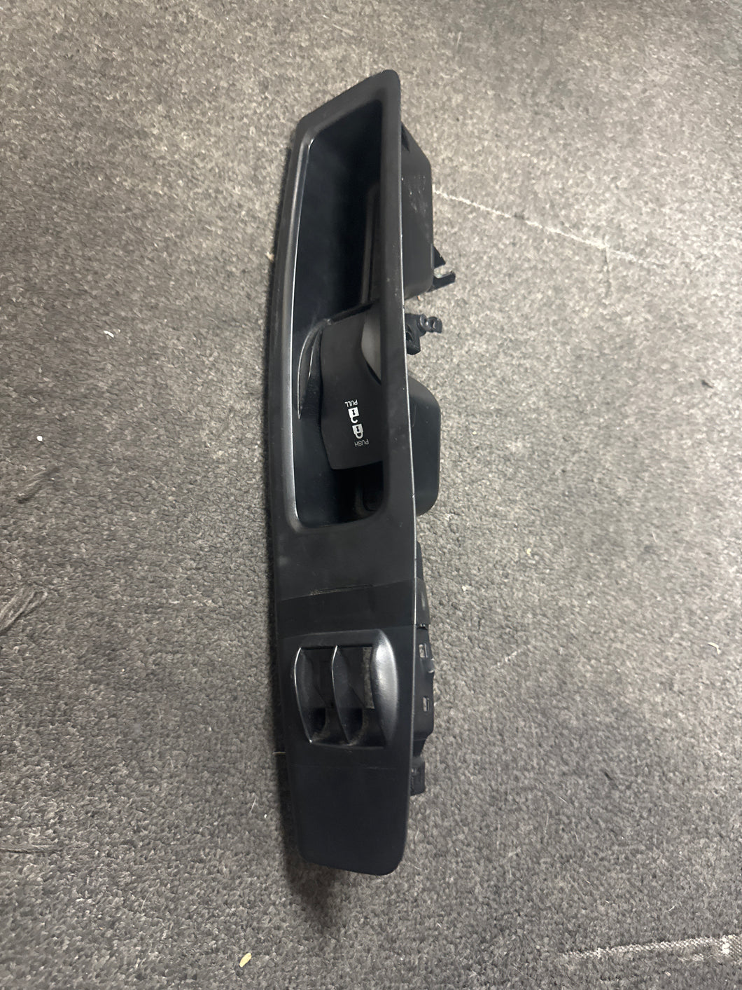 2015-2022 RAM PROMASTER CITY FRONT LEFT SIDE MASTER POWER WINDOW SWITCH (LH) (P)