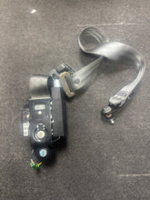Load image into Gallery viewer, 2006-2008 SUZUKI FORENZA FRONT RIGHT PASSENGER SEATBELT (RH) (P)