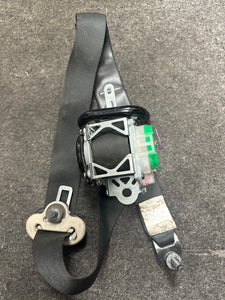 2015-2018 NISSAN VERSA FRONT DRIVER SEATBELT (LH) (P)