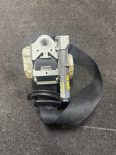 Load image into Gallery viewer, 2008-2014 MERCEDES W204 C250 C300 C350 FRONT DRIVER SEATBELT (LH) (P)