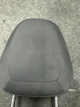 Load image into Gallery viewer, 2015-2020 CHEVROLET COLORADO FRONT SEAT HEADREST (LH+RH) (P)