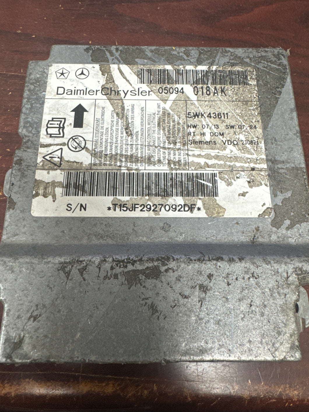 CHRYSLER TOWN & COUNTRY AIRBAG CONTROL MODULE PN: 05094018AL (P)