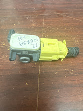 Load image into Gallery viewer, NISSAN CUBE FRONT DRIVER IMPACT SENSOR (P) PN: 98581 1EA0A