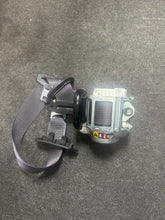 Load image into Gallery viewer, 2014-2016 CHEVROLET SILVERADO SIERRA 2500/3500 FRONT LEFT DRIVER SEATBELT (LH) (P) COCOA