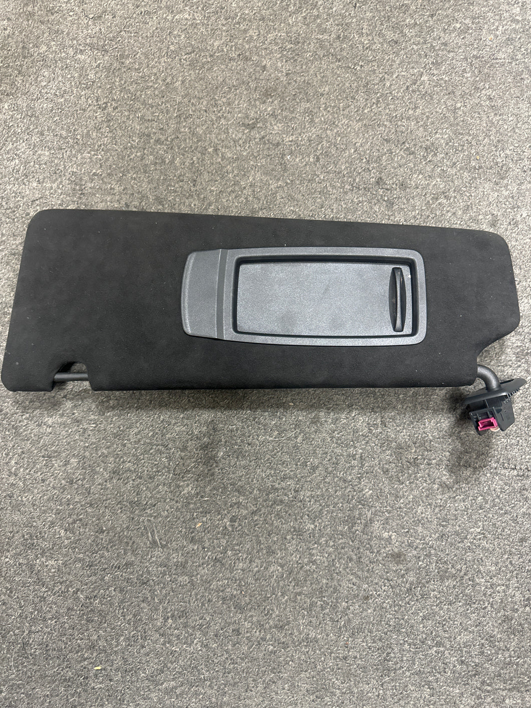 2018 BMW 740LI BLACK RIGHT SIDE CLOTH SUNVISOR (RH) (P)