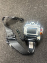 Load image into Gallery viewer, 2016-2024 CHEVROLET CAMARO FRONT RIGHT SEATBELT RETRACTOR (RH) (P)