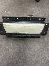 Load image into Gallery viewer, 2010-2019 LINCOLN MKT PASSENGER DASH AIRBAG (RH) (P)