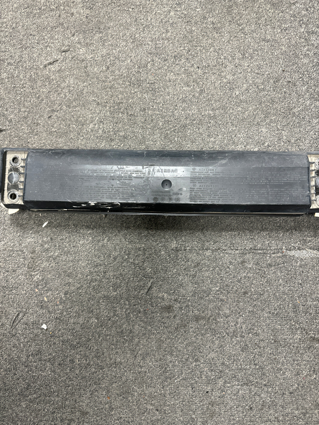 2013-2019 FORD FUSION RIGHT PASSENGER KNEE AIRBAG (RH) (P)