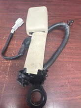 Load image into Gallery viewer, 2014-2018 INFINITI Q50 FRONT RIGHT PASSENGER BUCKLE (P) BEIGE