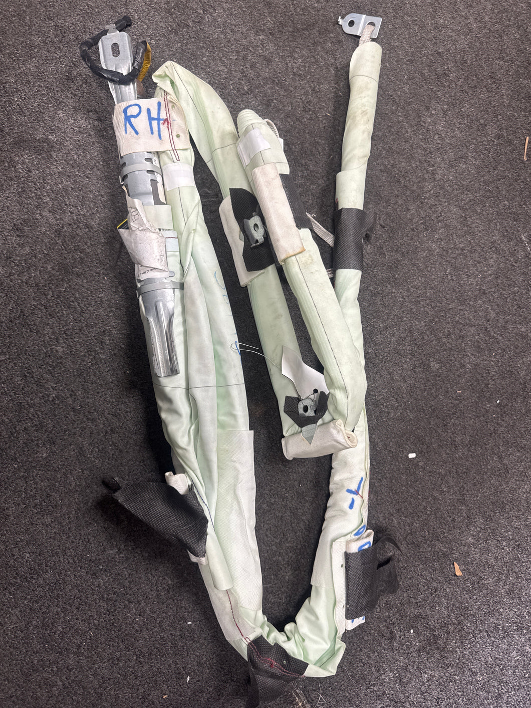 2014-2017 FIAT 500L FRONT RIGHT PASSENGER ROOF CURTAIN AIRBAG (RH) (P) 4 DR
