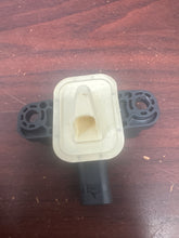 Load image into Gallery viewer, DODGE CHARGER FRONT CRASH IMPACT SENSOR (P) PN: 56054084AB