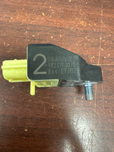 Load image into Gallery viewer, SUBARU IMPREZA IMPACT SENSOR PN: 98237FJ010 (P)