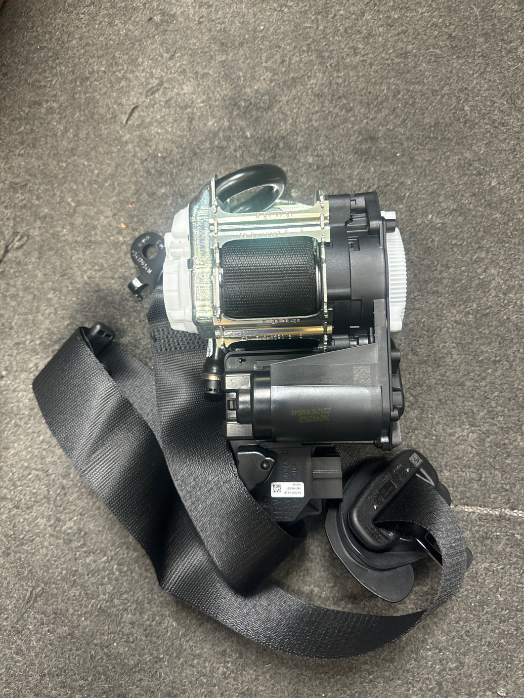 2019-2023 BMW X5 X6 X7 FRONT RIGHT PASSENGER SEATBELT (RH) (P)
