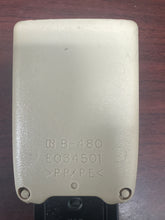 Load image into Gallery viewer, 2004-2009 TOYOTA PRIUS FRONT RIGHT PASSENGER BUCKLE (RH) (P)