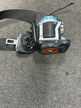 Load image into Gallery viewer, 2014-2019 MERCEDES W117 CLA250 GLA45 FRONT LEFT DRIVER SIDE SEATBELT RETRACTOR (LH)(P)