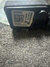 Load image into Gallery viewer, 2016-2017 CHEVROLET CAMARO FRONT PASSENGER OCCUPANT SENSOR MAT (RH) (P) PN: 23396442