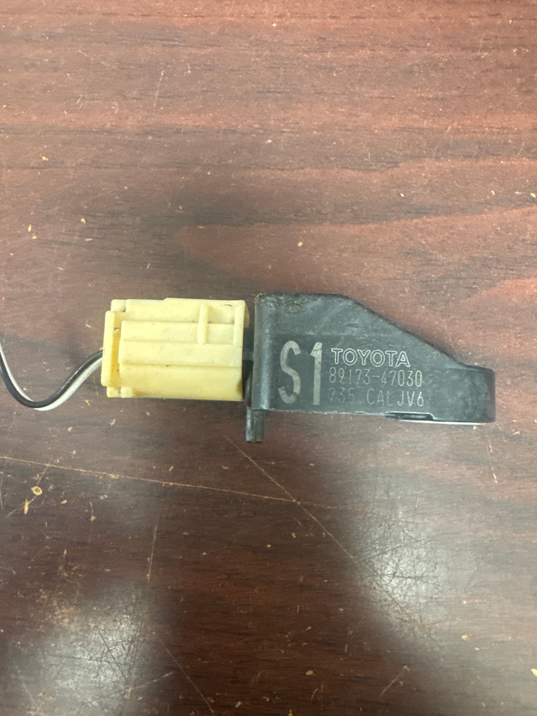 TOYOTA PRIUS FRONT RIGHT IMPACT SENSOR PN: 89173-47030 (P)