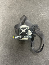 Load image into Gallery viewer, 2011-2012 FORD EXPLORER FRONT DRIVER SEATBELT RETRACTOR (LH) (P)
