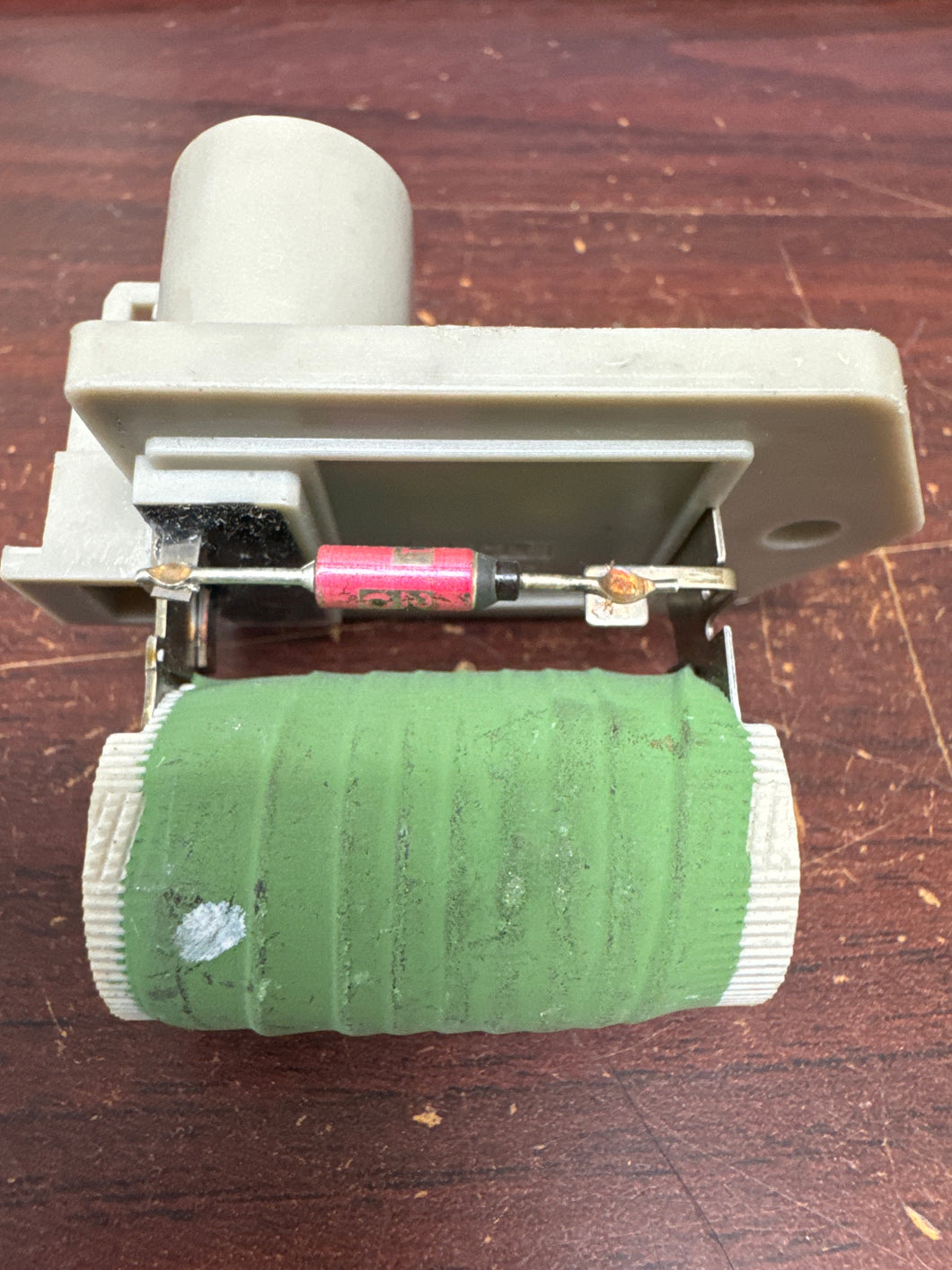 2015-2022 RAM PROMASTER CITY ENGINE COOLING FAN RELAY RESISTOR (P) PN: LR277001