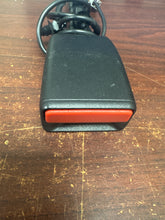Load image into Gallery viewer, 2015-2022 RAM PROMASTER CITY FRONT RIGHT PASSENGER BUCKLE (P)
