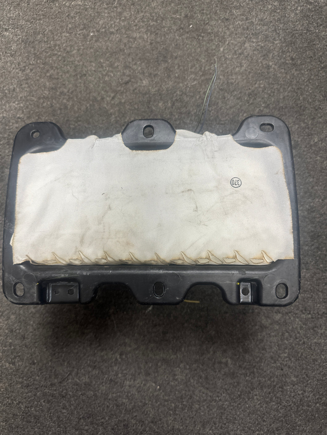 2011-2019 FORD FIESTA FRONT RIGHT PASSENGER DASH AIRBAG (RH) (P)