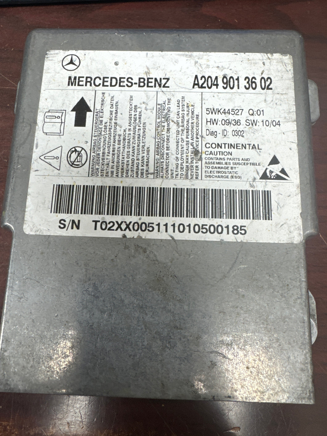 MERCEDES BENZ C-CLASS AIRBAG CONTROL MODULE PN: A2049013602 (P)