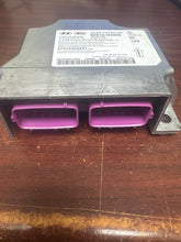 Load image into Gallery viewer, HYUNDAI TUCSON AIRBAG CONTROL MODULE PN: 95910-D3250 (P)