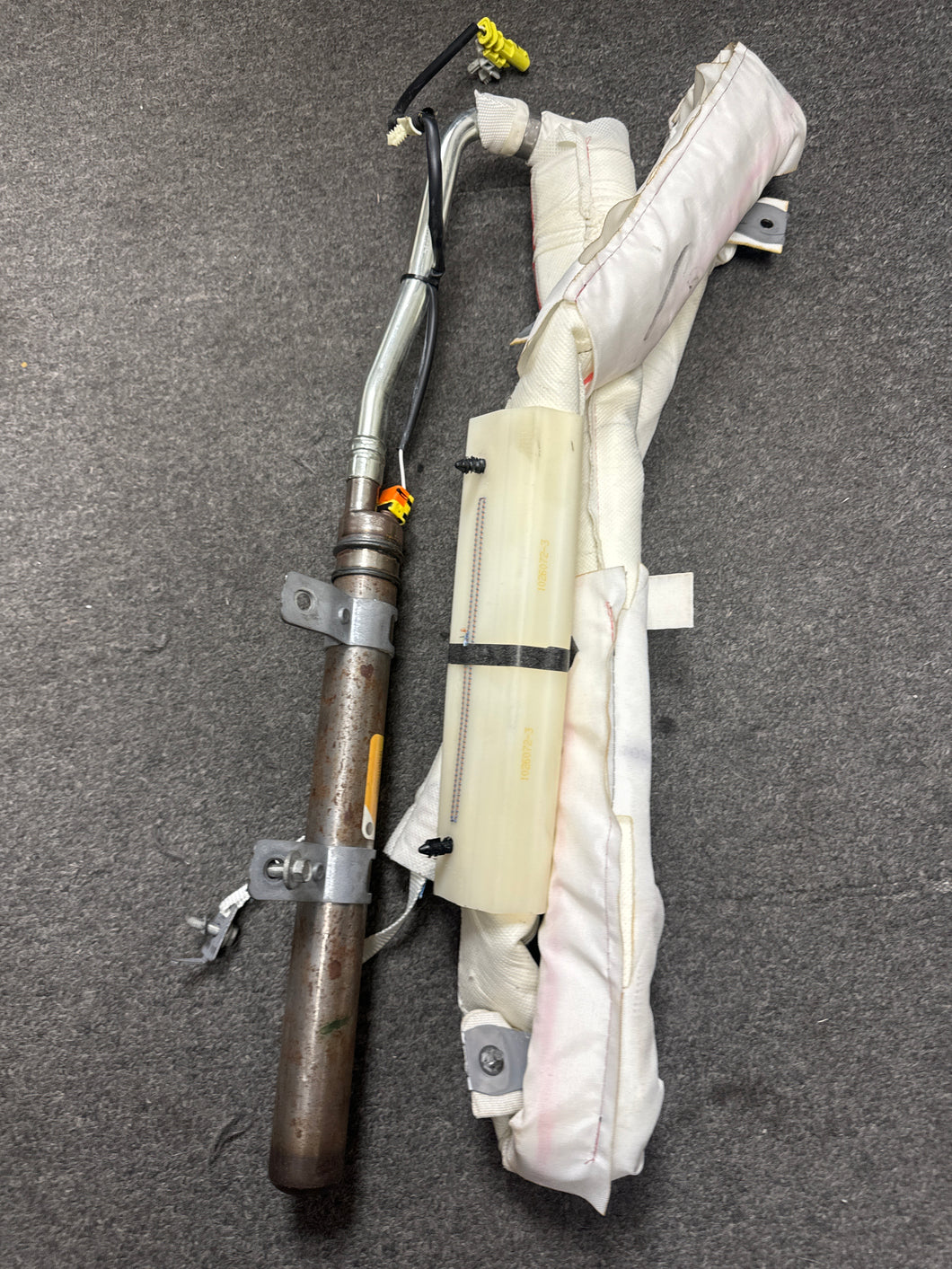 2014-2019 GMC SIERRA SILVERADO CREW CAB PASSENGER RIGHT ROOF CURTAIN AIRBAG (RH) (P)PN:23238035