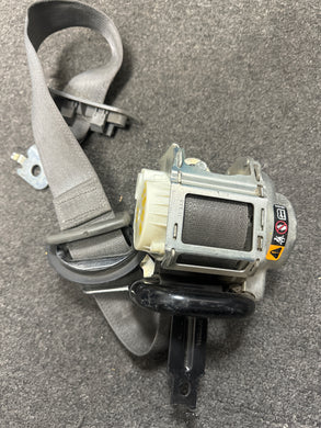 2017-2019 CHEVROLET SILVERADO FRONT PASSENGER SEATBELT (RH) (P)