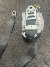 Load image into Gallery viewer, 2013-2017 LEXUS LS460 FRONT RIGHT PASSENGER SEATBELT (RH) (P)