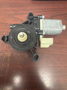 2020-2022 FORD ESCAPE FRONT RIGHT POWER WINDOW MOTOR (P) PN: CM094080
