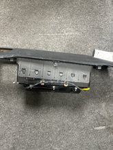 Load image into Gallery viewer, 2004-2005 DODGE RAM 1500 2500 PASSENGER DASH AIRBAG (RH) (P)
