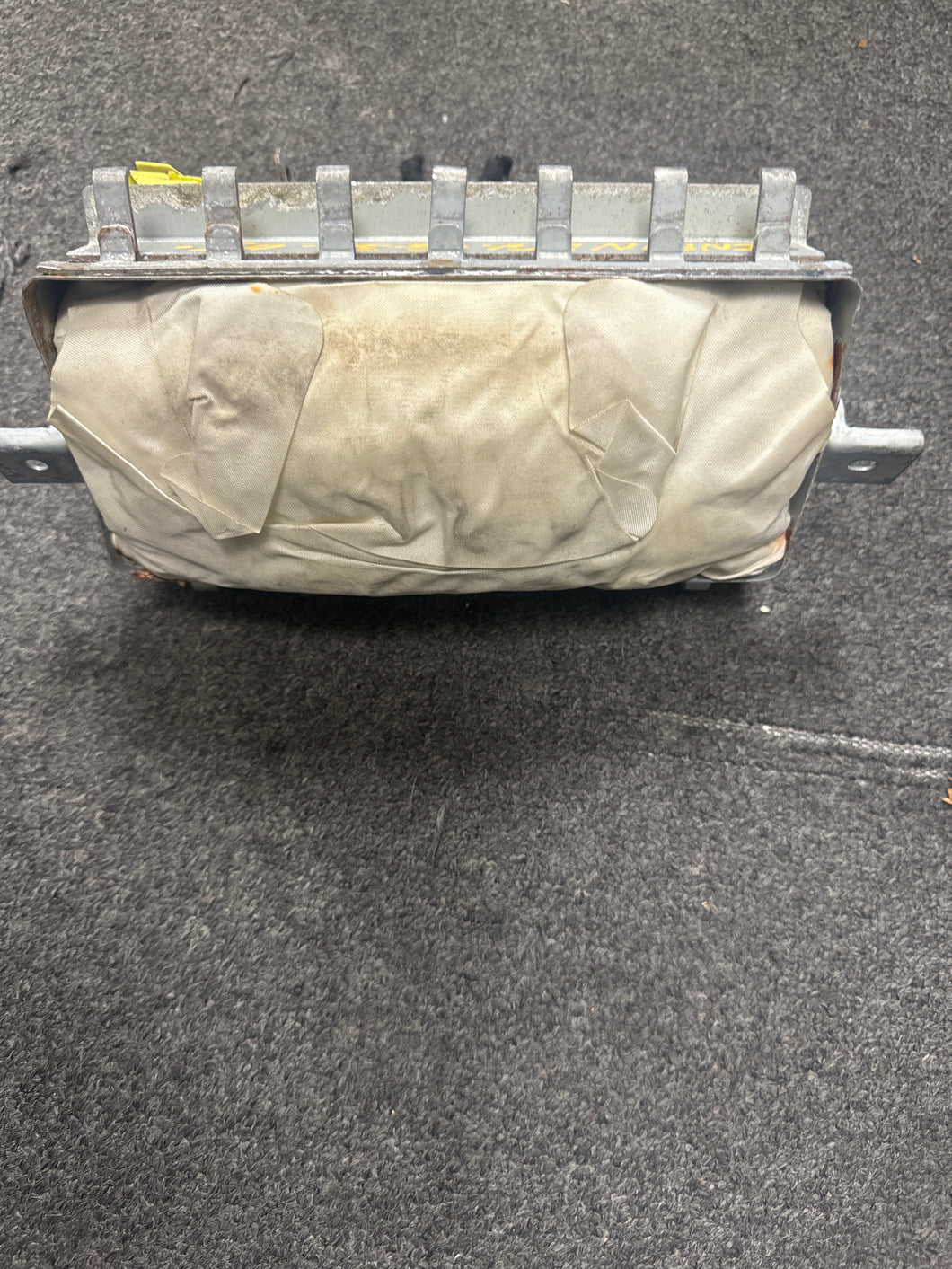2005-2007 INFINITI G35 PASSENGER SIDE DASH AIRBAG (RH) (P)